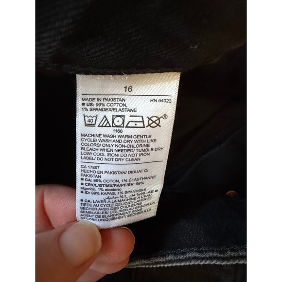 Old Navy Higher High-Rise Denim Midi Skirt Black Button Fly Raw Hem SZ 16 - Picture 4 of 8